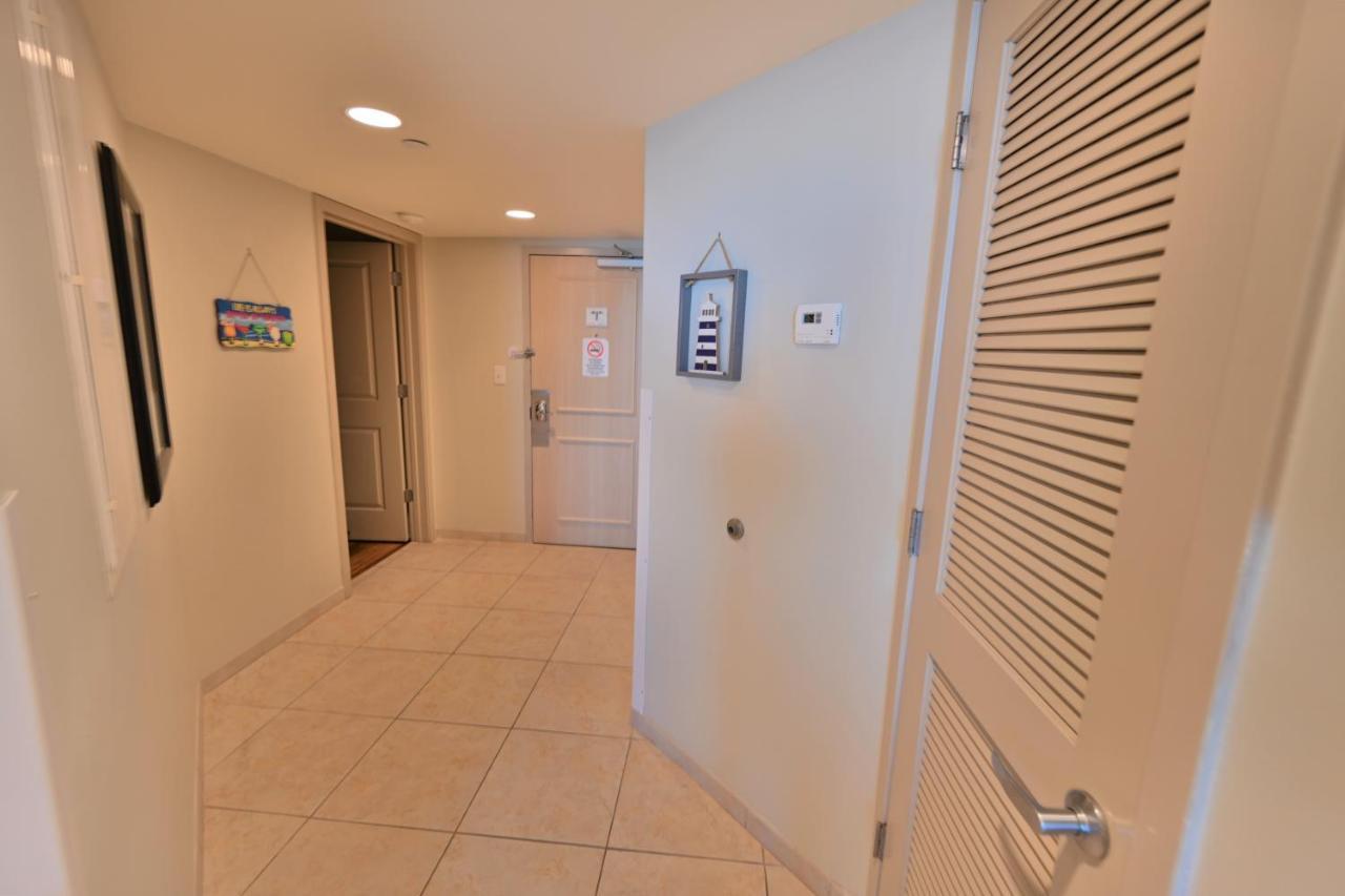 Spectacular Ocean Front Real 1 Bedroom Condo, 2 Ba Миртл-Бич Экстерьер фото